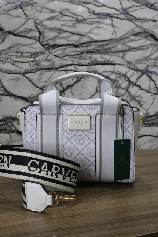 CARVEN PARIS - MINIMALISMO CON CARÁCTER