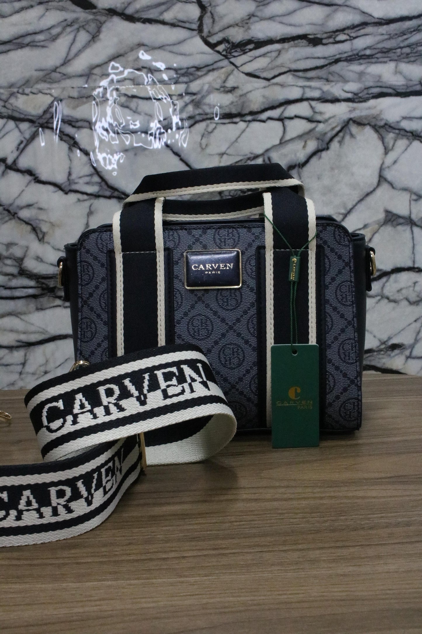 CARVEN PARIS - BLACK POWER COMPACT