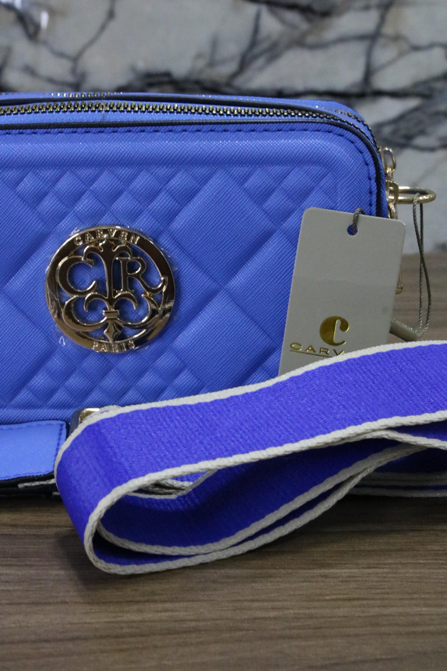 CARVEN MCM - CHIC INTELIGENTE