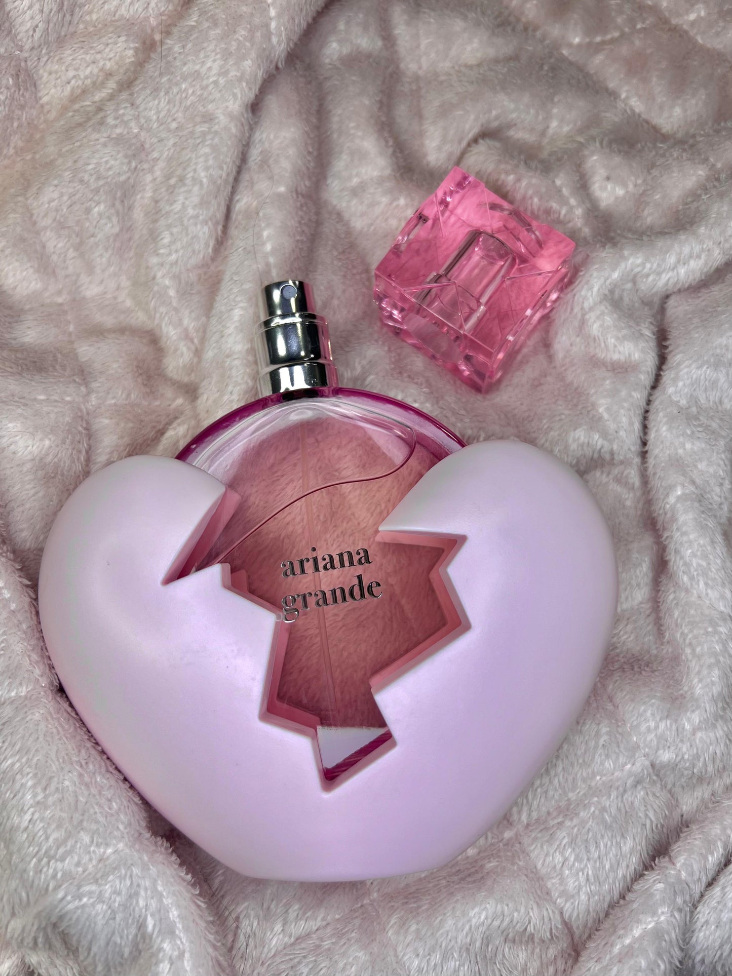 THANK U NEXT ARIANA GRANDE